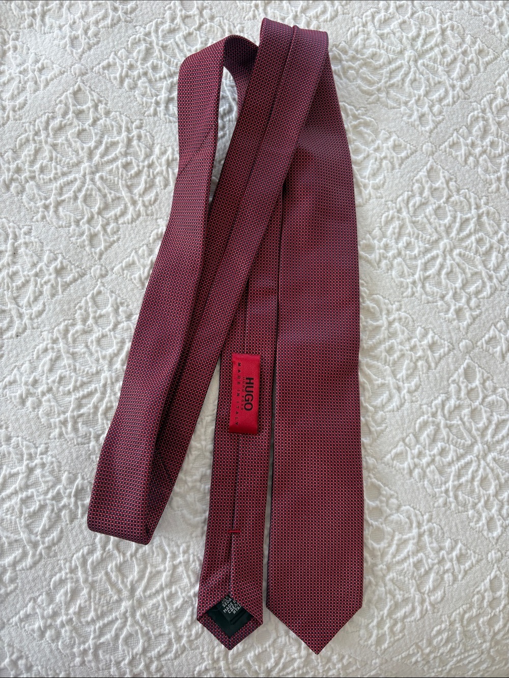 Hugo Boss Men's Dark Burgundy Micro-Pattern Tie